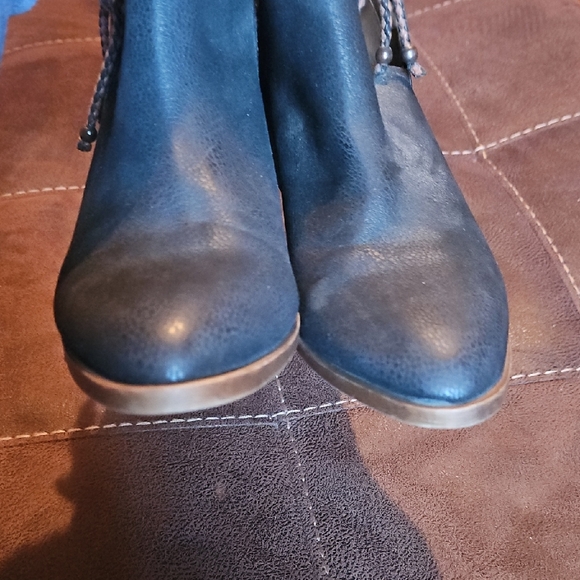 Groove Calli Western Ankle Boots with Rope Detail - Picture 9 of 16